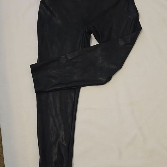 SPANX Active Tummy Shaping Cropped Leggings Size Large - Picture 2 of 7